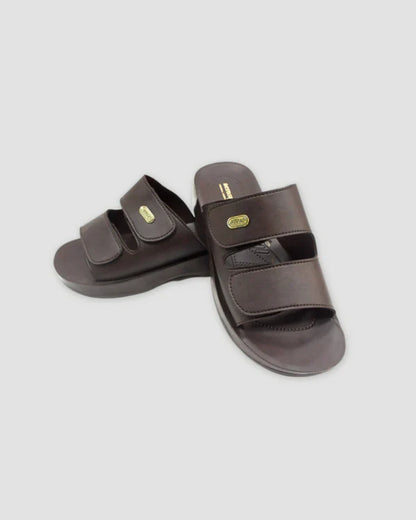 Urban Ease – Men’s Stylish Comfort Slippers