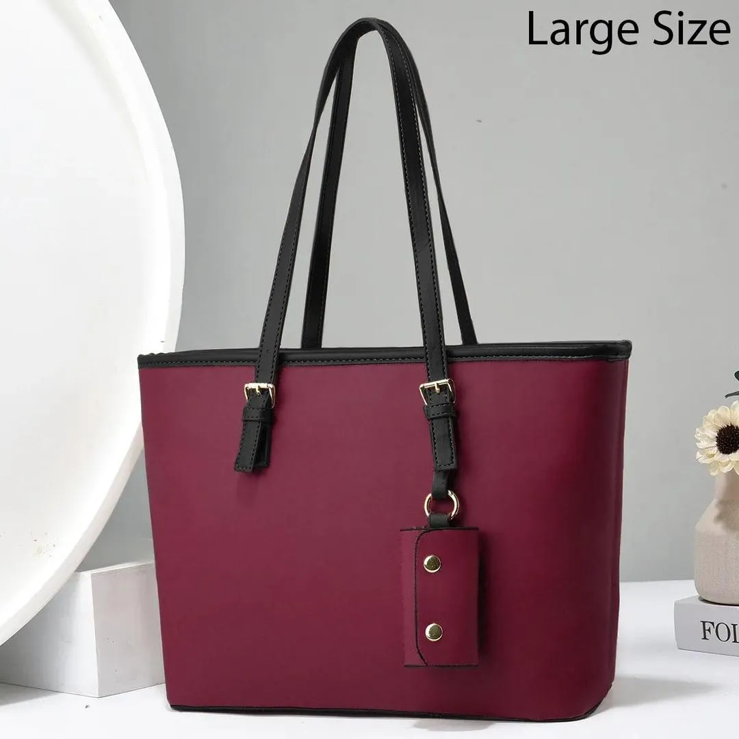 Stylish Pink Women’s Leather Shoulder Bag – Elegant Plain Design