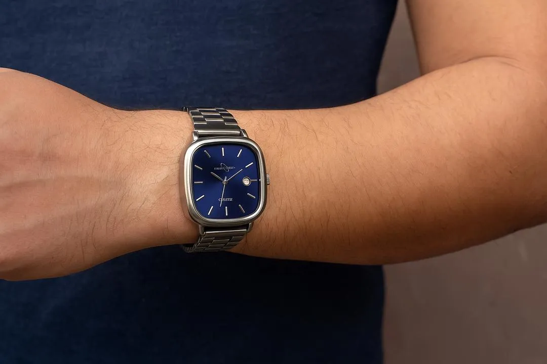 Smart Time – Blue Sunburst Dial Unisex Quartz Chain Watch