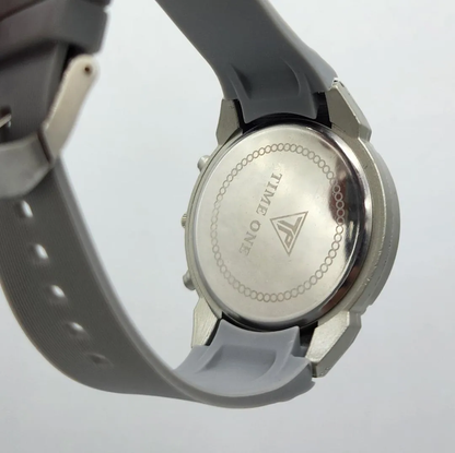 GearMaster – Men’s Rugged Grey Industrial Analogue Watch