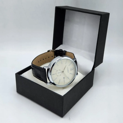 LEINA Classic Quartz Watch – Premium Design with Faux Leather Strap second image