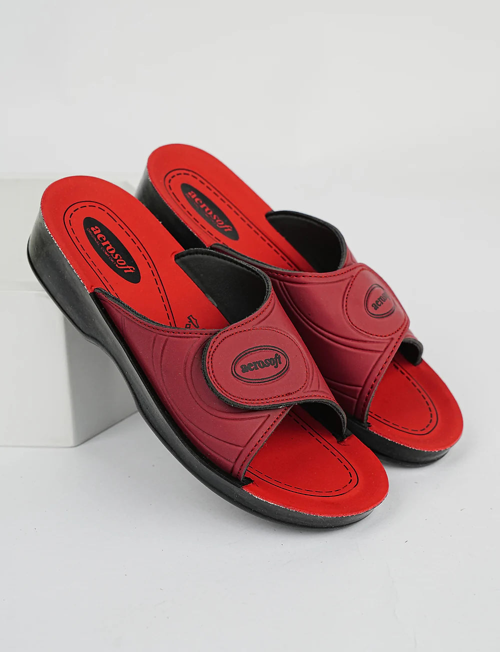ChicEase – Women’s Stylish Comfort Slipper aerosoft LA2850