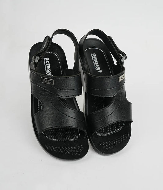 UrbanStride – Men’s Comfortable Everyday Sandal