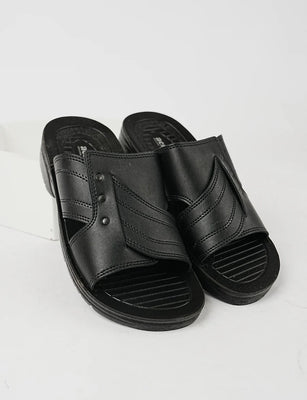 UrbanStep – Stylish & Comfortable Men’s Slipper