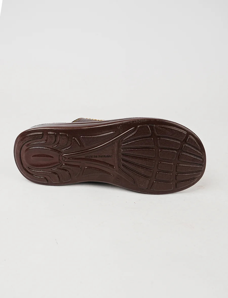 UrbanEase – Men’s Stylish Everyday Slipper