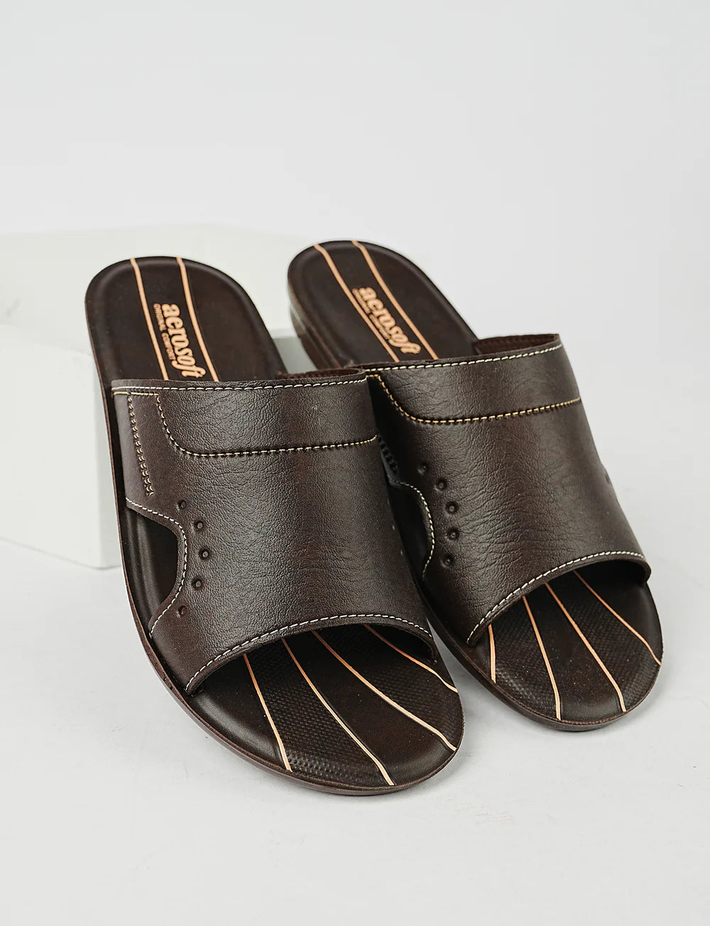 StrideMax – Premium Men’s Daily Wear Slipper