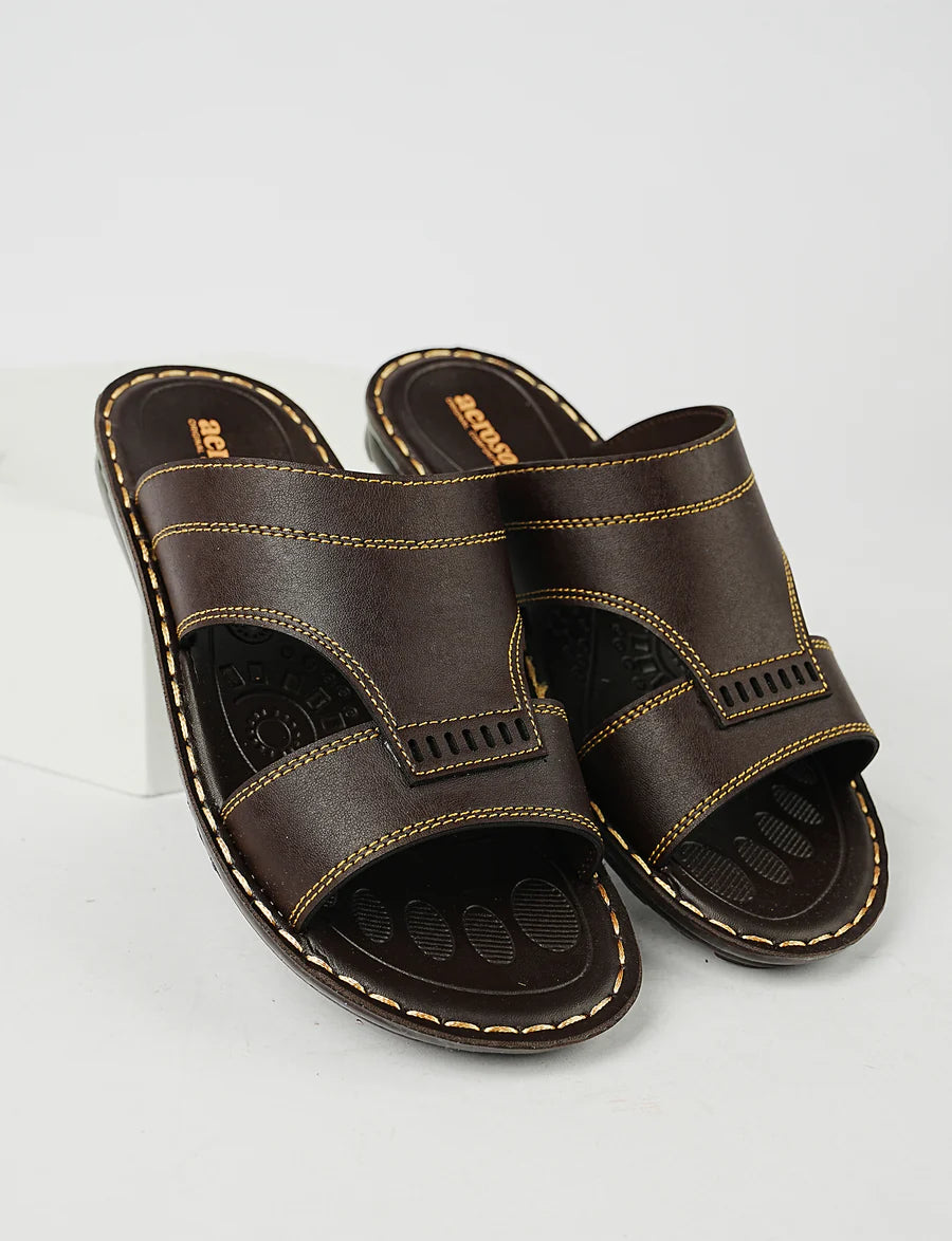 StrideMax – Premium Comfort Men’s Slipper