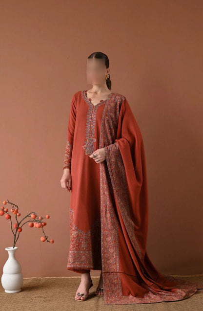 Batik Winter Collection 2025 – 3 Pc Women’s Dhanak Embroidered Suit